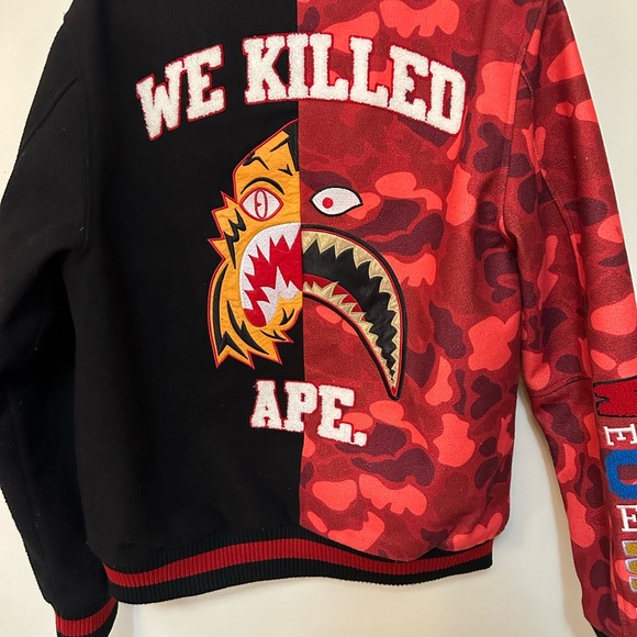 Off brand APE, not sure it’s really original, but is in good condition - Picture 2 of 4